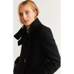 Mango - Płaszcz Pearl. Czarne kurtki damskie Mango, s, bez wzorów, z poliesteru. Za 299,90 zł.