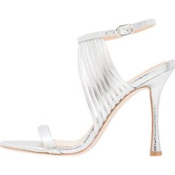 Sandały damskie: Imagine Vince Camuto RAIM Sandały na obcasie platinum