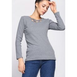 Ciemnoszara Bluzka Exhausted. Szare bluzki longsleeves Born2be, l. Za 29,99 zł.