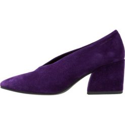 Vagabond OLIVIA Czółenka purple. Fioletowe czółenka Vagabond, z materiału. Za 419,00 zł.