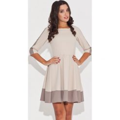 Elegancka Beżowa Sukienka z Rękawem 3/4 z Kolorowymi Lamówkami. Brązowe sukienki damskie Molly.pl, do pracy, s, bez wzorów, z tkaniny, eleganckie, z kontrastowym kołnierzykiem, bez rękawów, rozkloszowane. Za 139,00 zł.