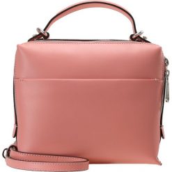 Calvin Klein Jeans BOX LUNCH Torebka purple. Fioletowe torebki klasyczne damskie Calvin Klein Jeans, z jeansu. W wyprzedaży za 454,05 zł.