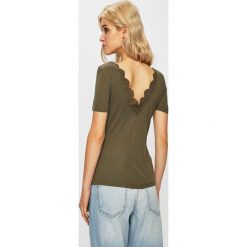 Only - Top. Czarne bluzki damskie marki ONLY, s, bez wzorów, z wiskozy, bez kołnierzyka. Za 69,90 zł.