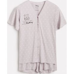 Piżama Kubuś Puchatek - Jasny szar. Szare piżamy damskie Reserved, s, z motywem z bajki, bez rękawów. Za 79,99 zł.