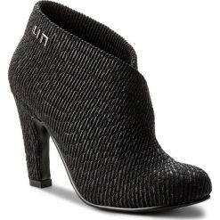 Botki UNITED NUDE - Fold Hi 1002601111 Black Python. Czarne botki damskie na obcasie marki United Nude, z materiału. W wyprzedaży za 449,00 zł.