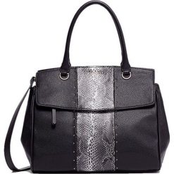 Fiorelli Torebka damska Holly FWH0732 Black Snake. Czarne torebki klasyczne damskie Fiorelli, bez wzorów, biznesowe, bez dodatków. W wyprzedaży za 313,00 zł.