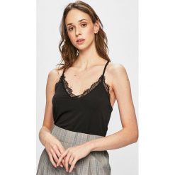 Only - Top. Białe bluzki damskie ONLY, na co dzień, s, w koronkowe wzory, z elastanu, casualowe, bez kołnierzyka, bez rękawów. W wyprzedaży za 29,90 zł.