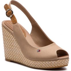 Espadryle TOMMY HILFIGER - Iconic Elena Basic Sling Back FW0FW04082 Cobblestone 068. Espadryle damskie TOMMY HILFIGER. Za 359,00 zł.