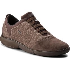 Półbuty GEOX - D Nebula C D621EC 0CK22 C6004 Chestnut. Pomarańczowe półbuty damskie Geox, bez wzorów, z zamszu, bez obcasa, na płaskiej podeszwie, bez zapięcia. W wyprzedaży za 299,00 zł.