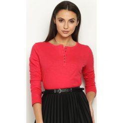 Czerwona Bluzka Craze. Czerwone bluzki damskie Born2be, na co dzień, xl, bez wzorów, z okrągłym kołnierzem, z długim rękawem. Za 29,99 zł.