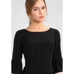 Lauren Ralph Lauren Petite ARAGONESSA DAY DRESS Sukienka letnia black/blush. Czarne sukienki letnie marki Lauren Ralph Lauren Petite, z elastanu, petite. W wyprzedaży za 629,25 zł.