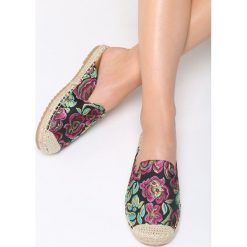 Czarno-Fuksjowe Klapki Meadow Dew. Czarne chodaki damskie vices. Za 59,99 zł.