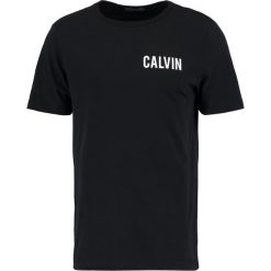 Calvin Klein Jeans TOREOS REGULAR FIT Tshirt z nadrukiem black. Czarne koszulki polo Calvin Klein Jeans, m, z nadrukiem, z bawełny. Za 249,00 zł.