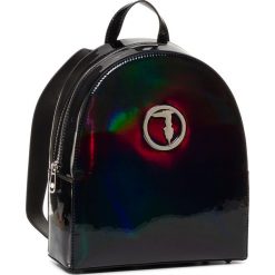 Plecak TRUSSARDI JEANS - Alba Backpack 75B00940 K299. Czarne plecaki damskie Trussardi Jeans, bez wzorów, z jeansu. W wyprzedaży za 479,00 zł.