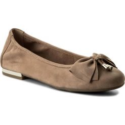 Baleriny CAPRICE - 9-22111-20 Beige Pearl 413. Brązowe baleriny damskie marki Caprice, bez wzorów, z zamszu, bez obcasa. W wyprzedaży za 179,00 zł.