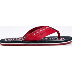 Tommy Hilfiger - Japonki. Czerwone kapcie męskie TOMMY HILFIGER, ze skóry. W wyprzedaży za 129,90 zł.