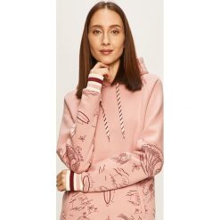 Femi Stories - Bluza Kenta. Różowe bluzy damskie Femi Stories, s, z nadrukiem, z bawełny, bez rękawów, z kapturem. Za 329,90 zł.