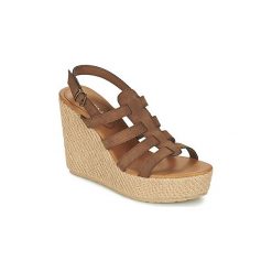 Sandały Volcom HIGH SOCIETY SNDL. Pomarańczowe sandały damskie Volcom, bez wzorów, bez obcasa, bez zapięcia. W wyprzedaży za 279,20 zł.