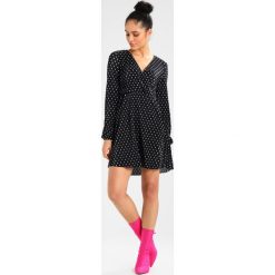 Sukienki: Gina Tricot DYLAN DRESS Sukienka letnia white/black