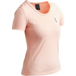 Koszulka krótki rękaw Gym & Pilates damska. Różowe koszulki damskie Adidas, s, bez wzorów, z bawełny, bez kołnierzyka, z krótkim rękawem. Za 99,99 zł.