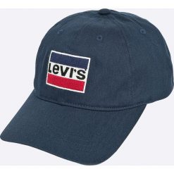 Levi's - Czapka. Niebieskie czapki męskie marki Levi's®, z elastanu. W wyprzedaży za 89,90 zł.