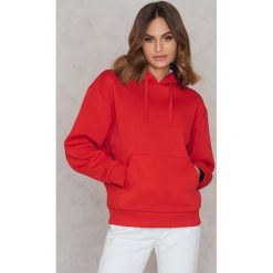 Bluzy rozpinane damskie: Statement By NA-KD Influencers Bluza Freja Wewer - Red