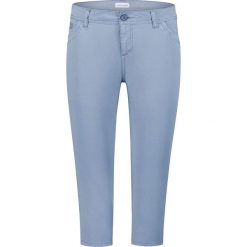 Spodnie capri "Tali" - Slim fit - w kolorze błękitnym. Niebieskie spodnie damskie Timezone. W wyprzedaży za 99,95 zł.
