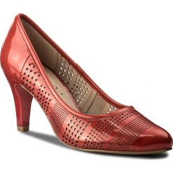 Półbuty CAPRICE - 9-22502-20 Red Patent 505. Czerwone półbuty damskie skórzane Caprice, na obcasie. W wyprzedaży za 219,00 zł.