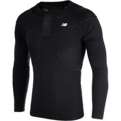 Koszulka kompresyjna - MT710136BK. Czarne koszulki męskie marki New Balance, na jesień, s, bez wzorów, z poliesteru, sportowe, bez kołnierzyka, bez rękawów. W wyprzedaży za 129,99 zł.