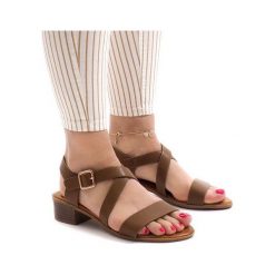 Brązowe Camel sandały na obcasie A203. Pomarańczowe sandały damskie ButyModne, bez wzorów, bez obcasa, na obcasie, bez zapięcia. Za 67,22 zł.