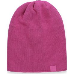 4F Czapka Różowy. Różowe czapki damskie 4f, bez wzorów, z elastanu. Za 59,95 zł.