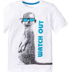 Shirt z modnym nadrukiem bonprix biały. Białe koszule chłopięce bonprix, z nadrukiem, z dresówki, z okrągłym kołnierzem, z krótkim rękawem, krótkie. Za 29,99 zł.