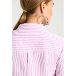 Koszule wiązane damskie: Dorothy Perkins Petite STRIPE Koszula pink