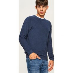 Sweter - Granatowy. Niebieskie swetry klasyczne męskie marki Reserved, l. Za 99,99 zł.