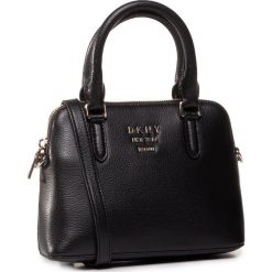 Torebka DKNY - Whitney-Mini Dome Sa R01DHH38 Blk/Gold BGD. Czarne torebki klasyczne damskie DKNY, bez wzorów, ze skóry, klasyczne, bez dodatków. Za 849,00 zł.