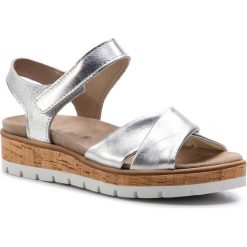 Sandały COMFORTABEL - 710967 Silber 92. Szare klapki damskie Comfortabel, bez wzorów, ze skóry ekologicznej, bez obcasa. W wyprzedaży za 199,00 zł.