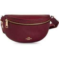 Saszetka nerka COACH - Pol Peb Blt Bg 39939 GDDPR Gd/Deep Red. Czerwone nerki damskie Coach, bez wzorów, ze skóry, młodzieżowe, bez dodatków. Za 839,00 zł.
