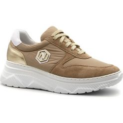 Sportowe pudrowe sneakersy typu chunky 256A. Różowe buty sportowe damskie Neścior, bez wzorów, z jeansu, sportowe. W wyprzedaży za 249,00 zł.