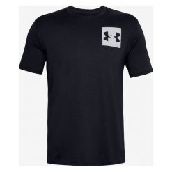 Under Armour Box Logo Koszulka Czarny. Czarne podkoszulki męskie Under Armour, l, z nadrukiem, z bawełny, bez kołnierzyka, z krótkim rękawem, krótkie. Za 119,95 zł.