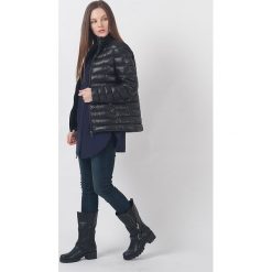 Kurtka puchowa "Chamonix" w kolorze czarnym. Czarne kurtki damskie Chattawak, xl, z aplikacjami, z puchu, klasyczne. W wyprzedaży za 259,95 zł.
