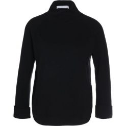Swetry klasyczne damskie: Repeat Sweter schwarz