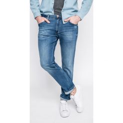 Jeansy męskie regular: Wrangler - Jeansy Greensboro