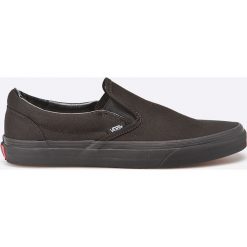 Vans - Tenisówki Classic Slip on. Czarne trampki męskie Vans, z gumy. W wyprzedaży za 179,90 zł.