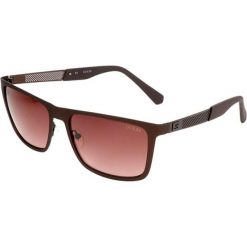Okulary przeciwsłoneczne "GU6842" w kolorze brązowym. Pomarańczowe okulary przeciwsłoneczne damskie marki Hugo Boss, Valentino, Guess, wakacyjne. W wyprzedaży za 169,95 zł.
