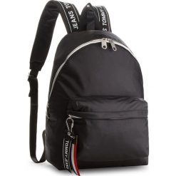 Plecak TOMMY JEANS - Logo Bac AU0AU00160 002. Czarne plecaki męskie Tommy Jeans, bez wzorów, z jeansu. W wyprzedaży za 309,00 zł.