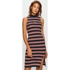 Tommy Jeans - Sukienka. Sukienki damskie Tommy Jeans, na co dzień, s, bez wzorów, z elastanu, casualowe, z golfem, bez rękawów, mini, proste. Za 539,90 zł.