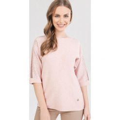 Różowy Sweter Ryrrya. Różowe swetry damskie Born2be, s, bez wzorów, bez rękawów, bez kaptura. Za 99,99 zł.