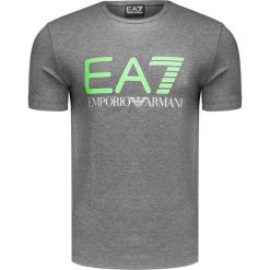 T-shirt EA7 EMPORIO ARMANI Szary. Szare t-shirty męskie marki EA7 Emporio Armani, bez wzorów, z okrągłym kołnierzem. W wyprzedaży za 140,00 zł.
