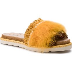Espadryle KANNA - 19KV9255 Banda Amarillo. Żółte espadryle damskie Kanna, z aplikacjami, ze skóry, bez obcasa. W wyprzedaży za 299,00 zł.