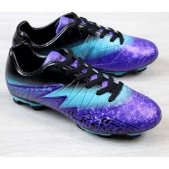Korki piłkarskie fioletowe Atletico. Fioletowe buty sportowe męskie Atletico, bez zapięcia, do piłki nożnej. Za 52,00 zł.